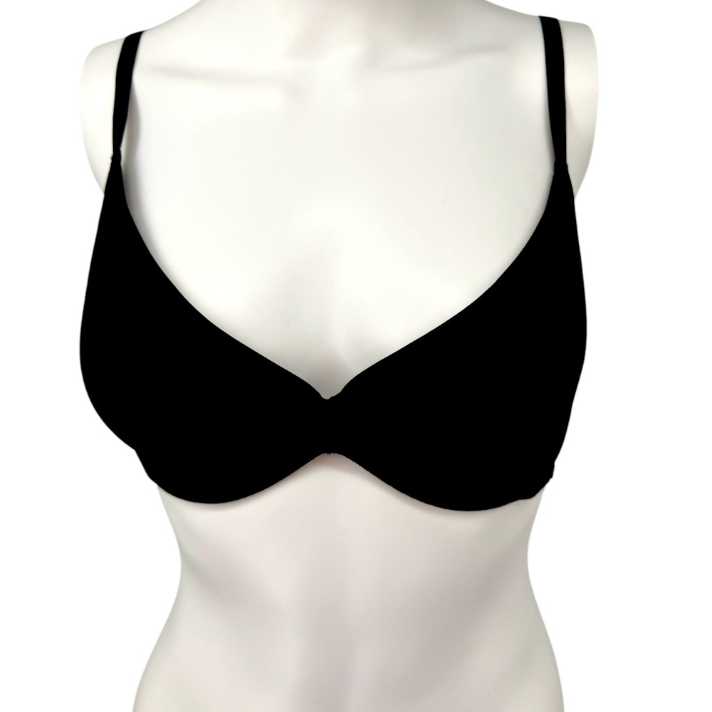 SKIMS Weightless Scoop Bra